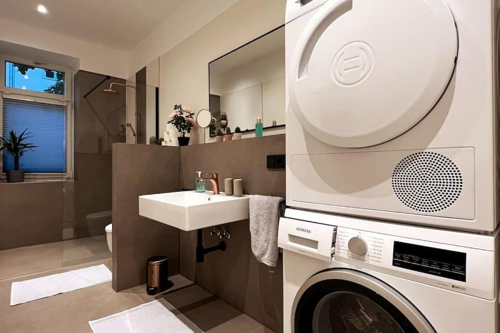 Soul-Apartment Terrasse Privat-Parkplatz Boxspringbett 55Zoll Tv Wlan Lipsia Esterno foto